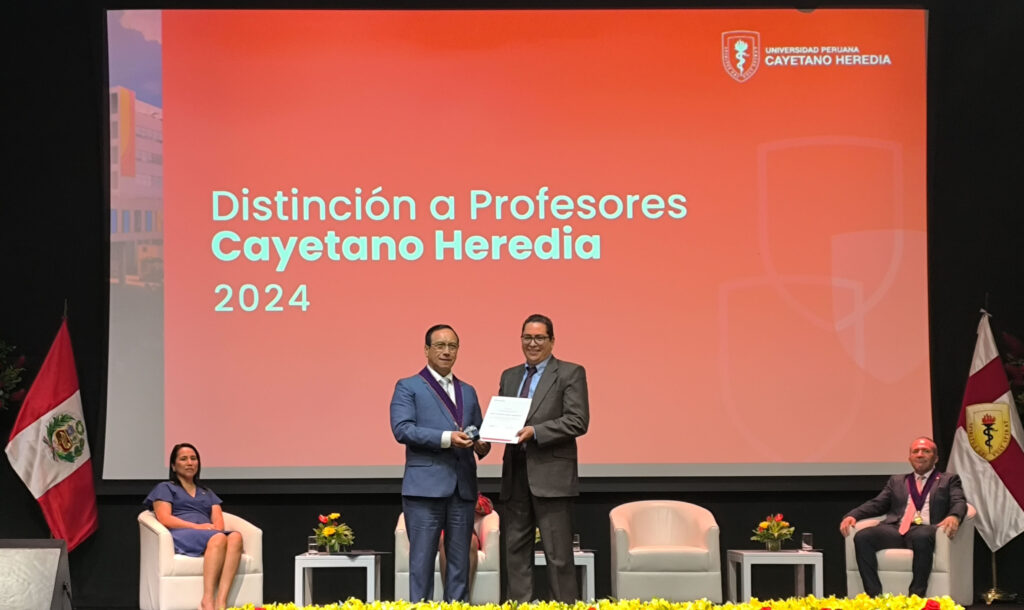 DOCENTES DE LA FAPSI FUERON AGASAJADOS EN LA CEREMONIA DE DISTINCIÓN A ...