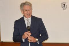 UPCH distingue al Dr. Jorge Barraca Mairal como profesor honorario por su aporte a las terapias de tercera generación